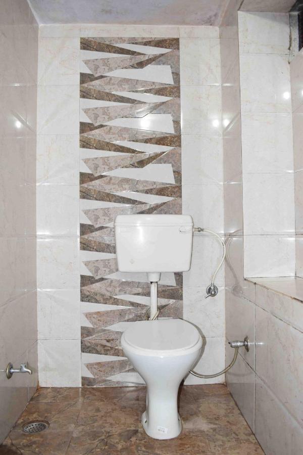 Hotel Mrk Βαρανάσι Εξωτερικό φωτογραφία