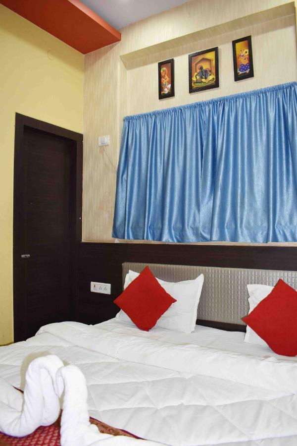 Hotel Mrk Βαρανάσι Εξωτερικό φωτογραφία