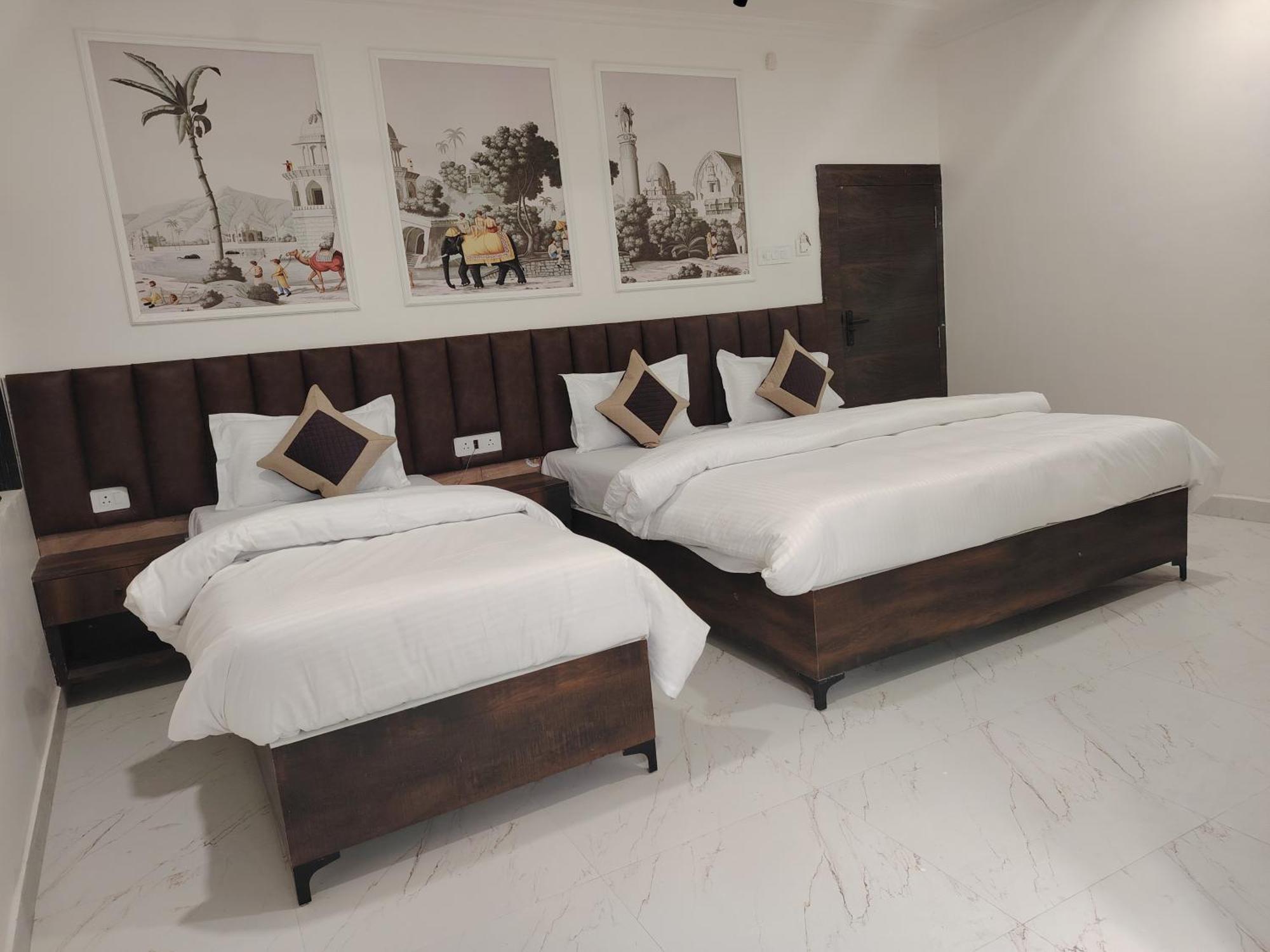 Hotel Mrk Βαρανάσι Εξωτερικό φωτογραφία