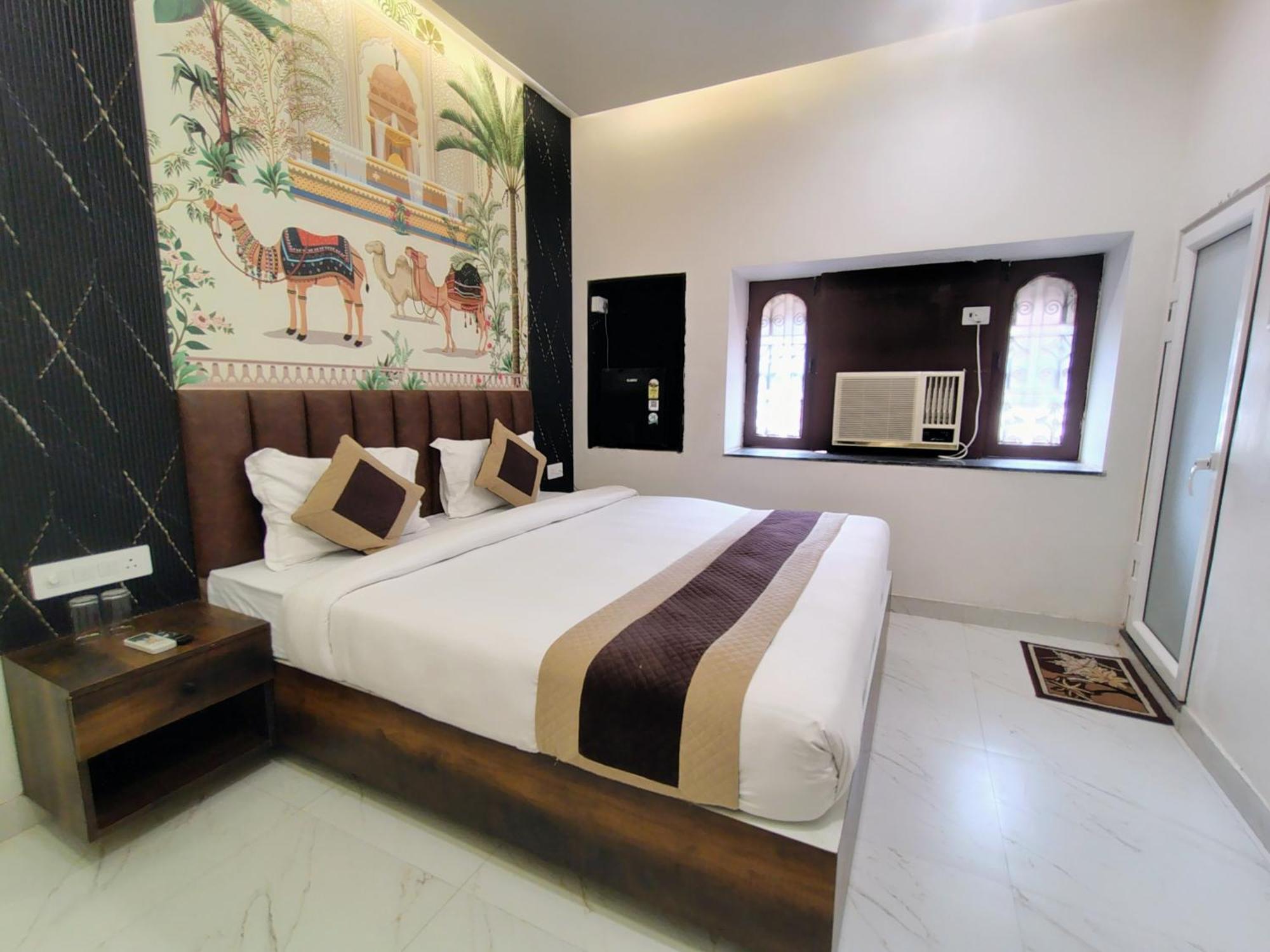 Hotel Mrk Βαρανάσι Εξωτερικό φωτογραφία